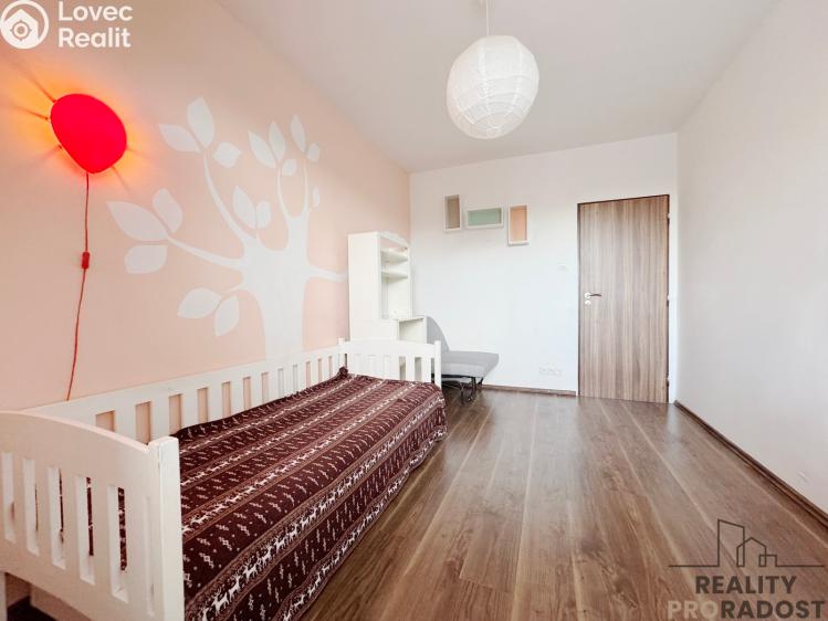 Prodej bytu 3+KK Praha, Hlivická č. 6