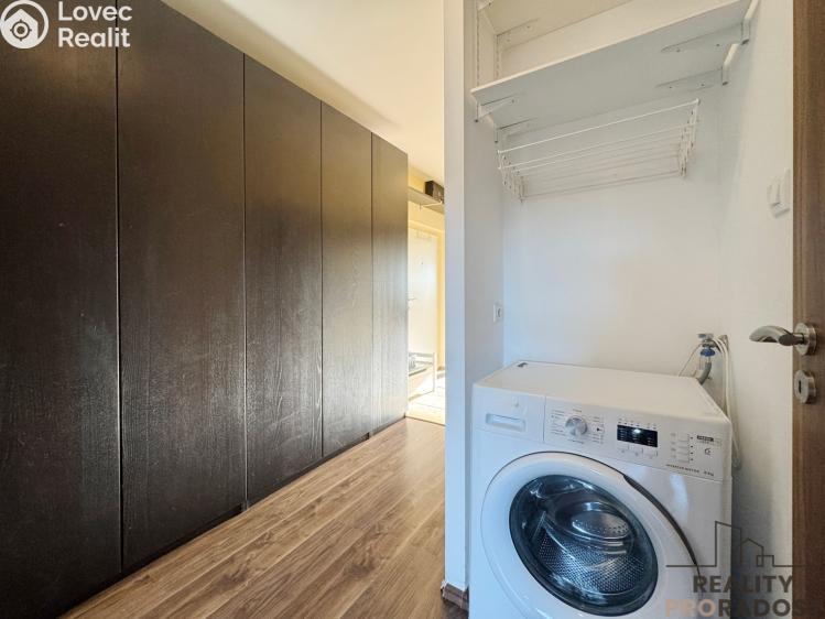 Prodej bytu 3+KK Praha, Hlivická č. 8