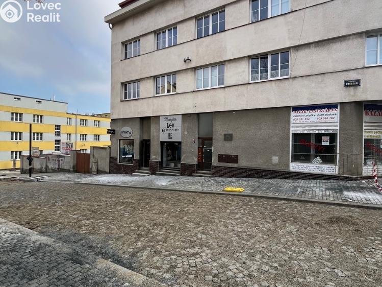 Pronájem bytu 2+1 Kladno, Poštovní náměstí č. 17