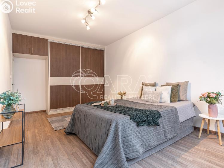 Prodej bytu 3+1 Praha, Petržílkova 2564/21 č. 9