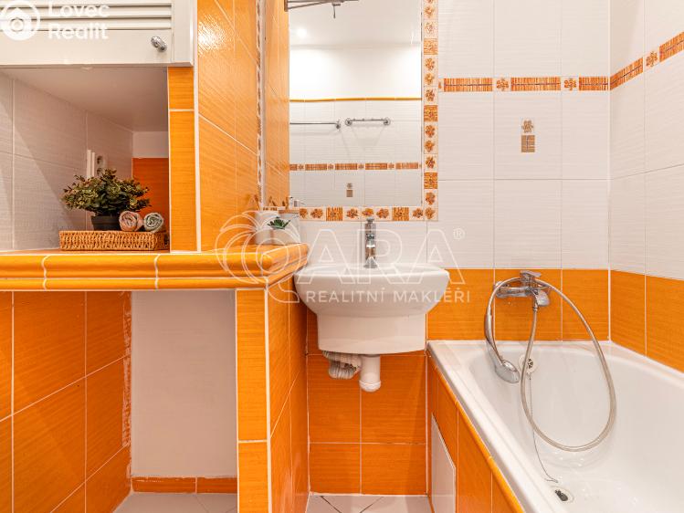 Prodej bytu 3+1 Praha, Petržílkova 2564/21 č. 13