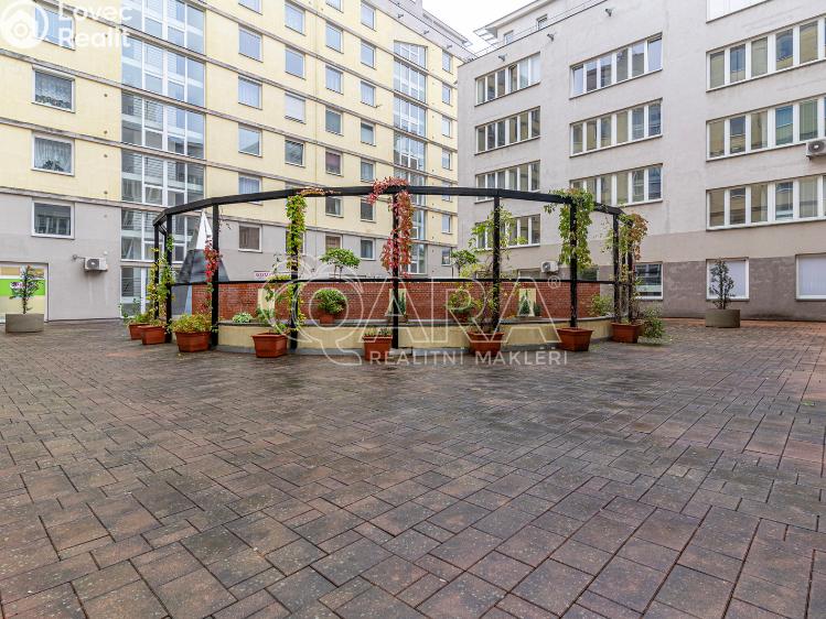 Prodej bytu 3+1 Praha, Petržílkova 2564/21 č. 17