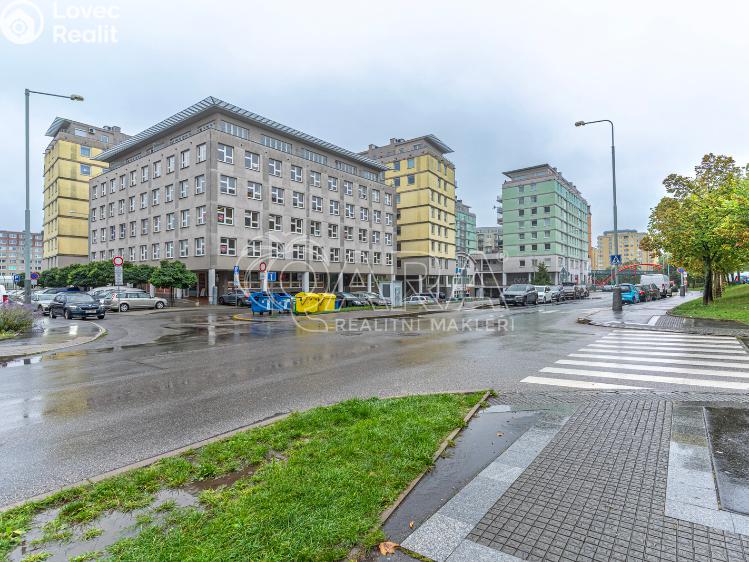 Prodej bytu 3+1 Praha, Petržílkova 2564/21 č. 19