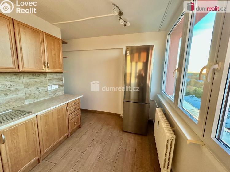 Pronájem bytu 2+1 Kolín, Seifertova č. 8