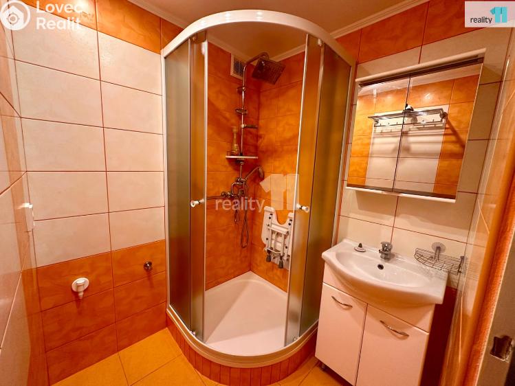 Pronájem bytu 3+1 Děčín, Nálepkova č. 9