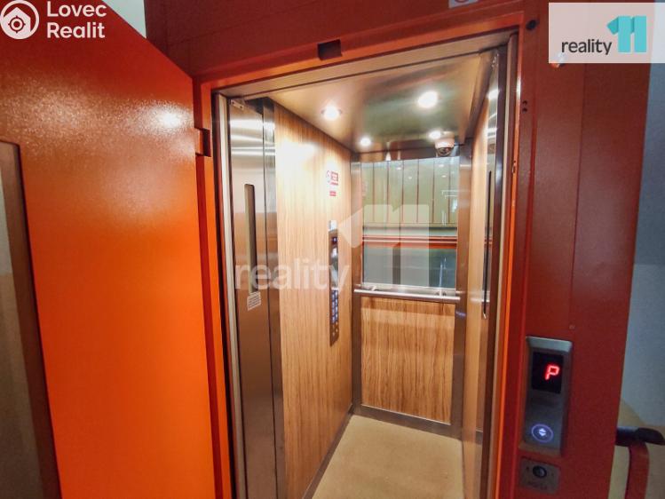 Pronájem bytu 3+1 Děčín, Nálepkova č. 12