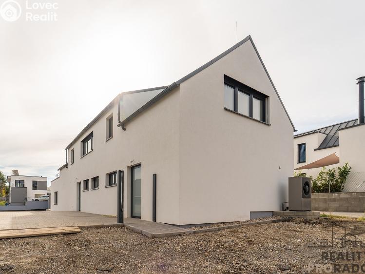 Prodej rodinného domu Chyňava č. 32