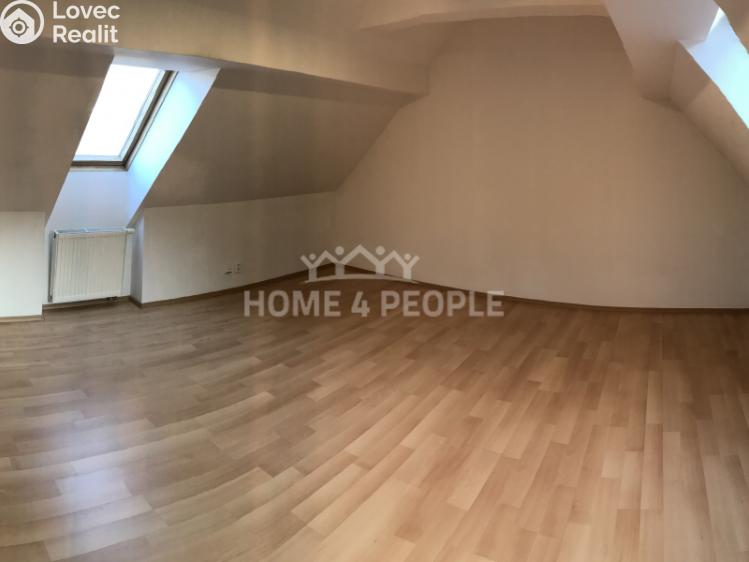 Pronájem kanceláře Praha 5, Tůmova č. 10