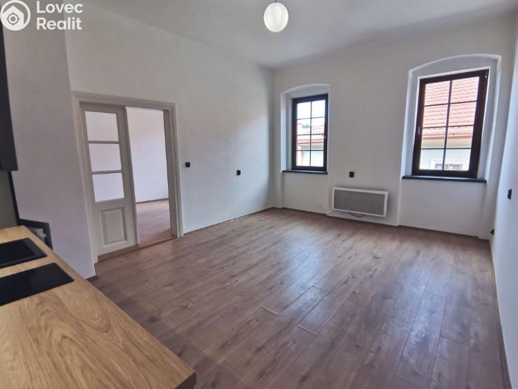 Pronájem bytu 2+KK Sušice, Americké armády 86 č. 2