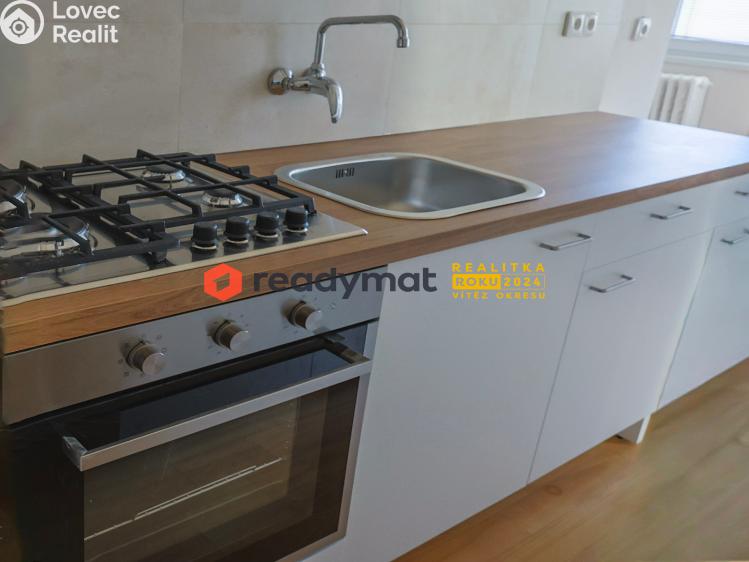 Pronájem bytu 3+1 Hodonín, Sadová č. 3