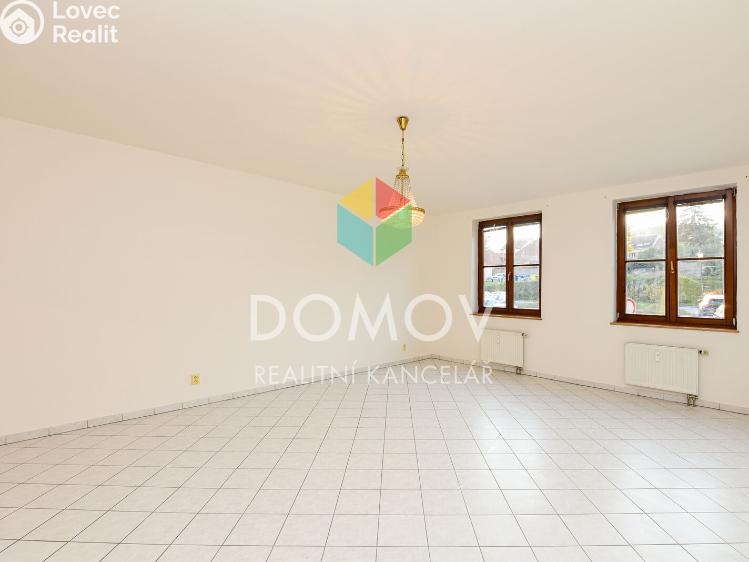 Pronájem bytu 1+KK Beroun, Náměstí Joachima Barranda č. 2