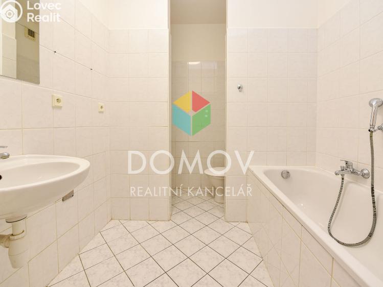 Pronájem bytu 1+KK Beroun, Náměstí Joachima Barranda č. 8