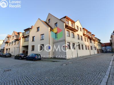 Rent apartment 1+KK Beroun, Náměstí Joachima Barranda č. 1