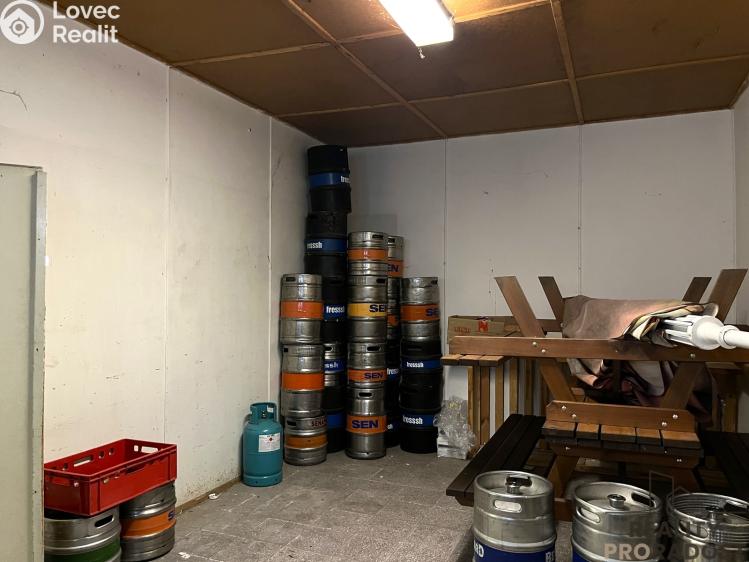 Pronájem obchodního prostoru Tulešice č. 9