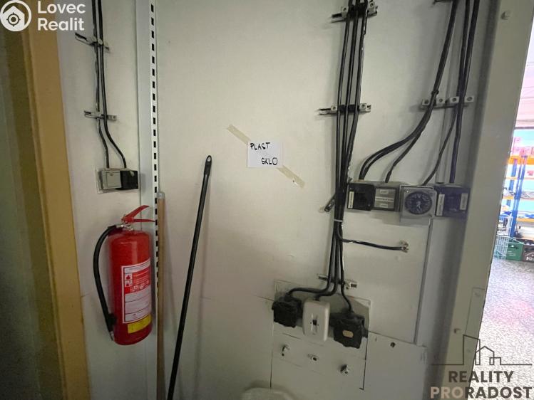 Pronájem obchodního prostoru Tulešice č. 18