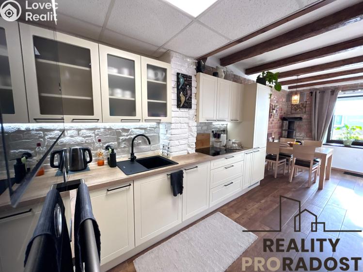 Prodej rodinného domu Kuchařovice, Znojemská č. 3