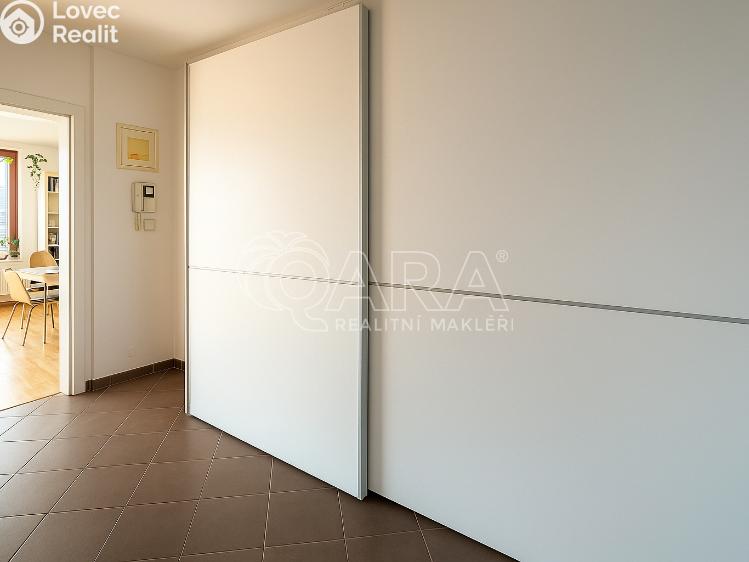 Pronájem bytu 2+KK Praha, Paťanka 2687/1a č. 14