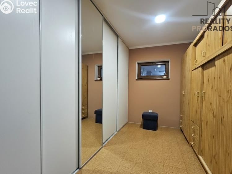 Продаж сімейного будинку Čebín č. 19