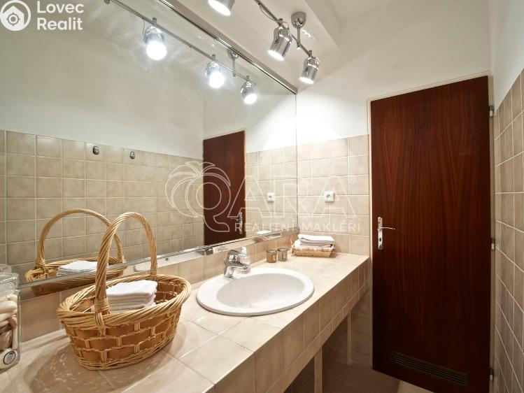 Pronájem rodinného domu Praha, Ke hrádku 1105/10 č. 2