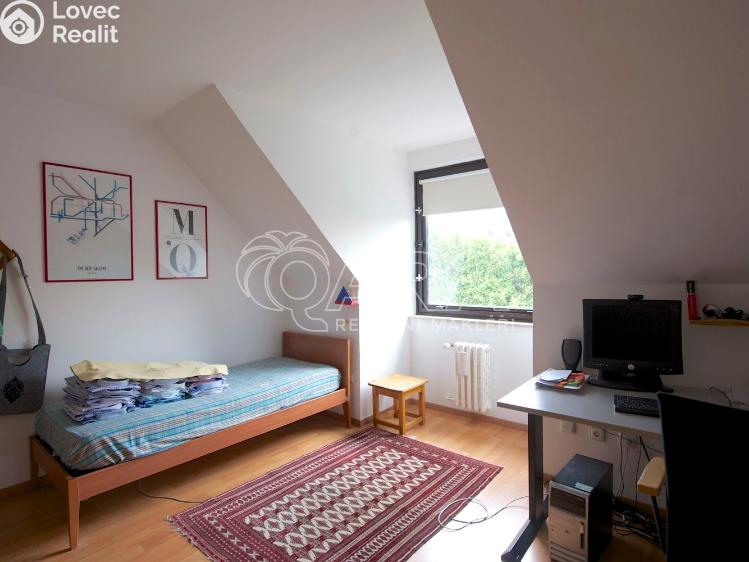 Pronájem rodinného domu Praha, Ke hrádku 1105/10 č. 9