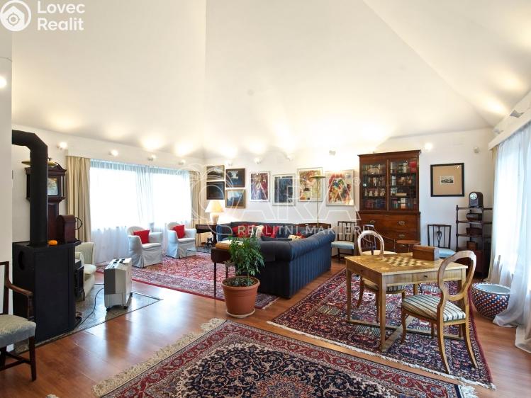 Pronájem rodinného domu Praha, Ke hrádku 1105/10 č. 13