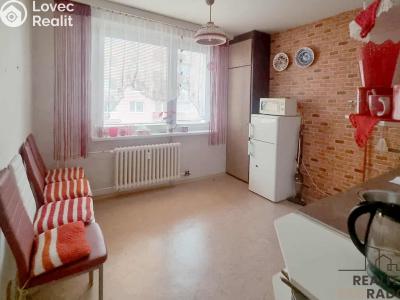 Sale apartment 2+1 Moravský Krumlov, Sídliště č. 5