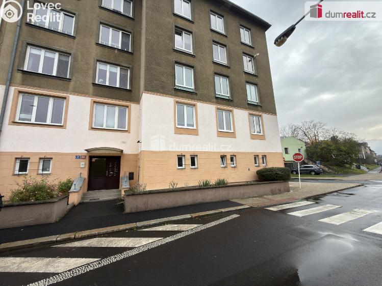 Pronájem bytu 1+KK Ústí nad Labem, Střekovské nábřeží č. 11