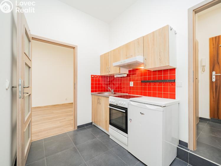 Prodej bytu 2+KK Praha, Za strašnickou vozovnou č. 5