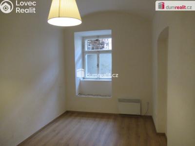 Rent apartment 1+1 Praha 5, Holečkova č. 1