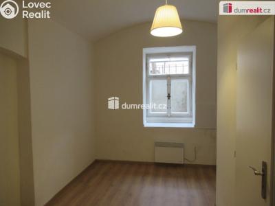 Rent apartment 1+1 Praha 5, Holečkova č. 2