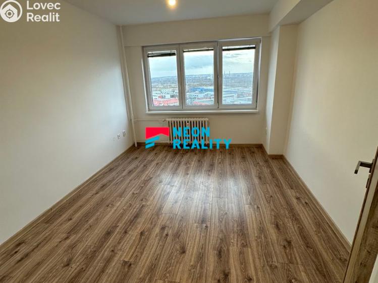 Pronájem bytu 2+1 Ostrava, Vršovců č. 10