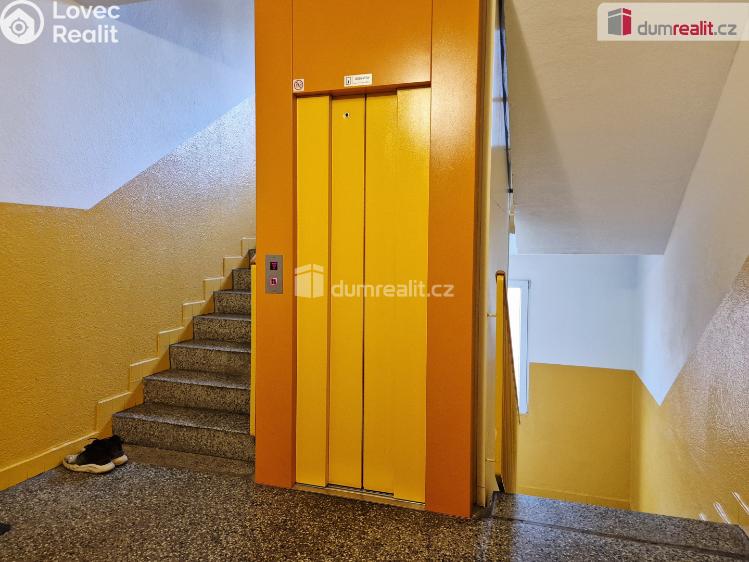 Pronájem bytu 3+1 České Budějovice, Lhenická č. 13