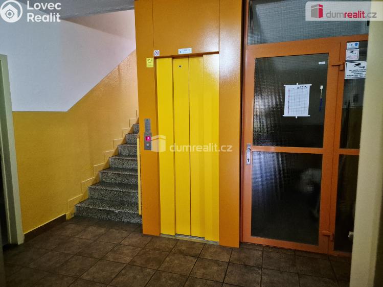 Pronájem bytu 3+1 České Budějovice, Lhenická č. 14