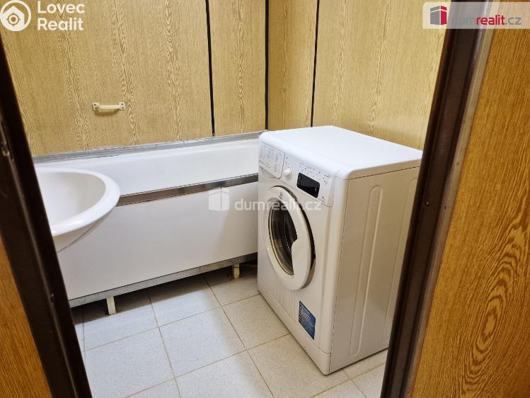 Pronájem bytu 3+1 České Budějovice, Lhenická č. 4