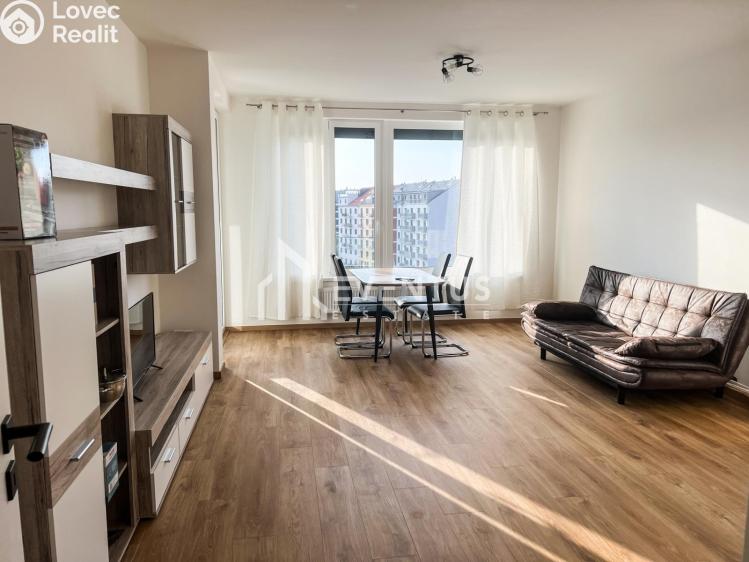 Pronájem bytu 2+KK Praha, Jankovcova 1632/69 č. 13