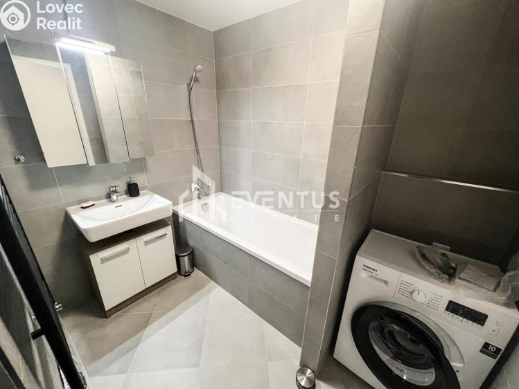 Pronájem bytu 2+KK Praha, Jankovcova 1632/69 č. 8