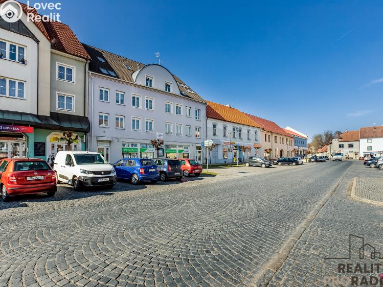 Pronájem bytu 1+KK Protivín, Masarykovo nám. č. 2