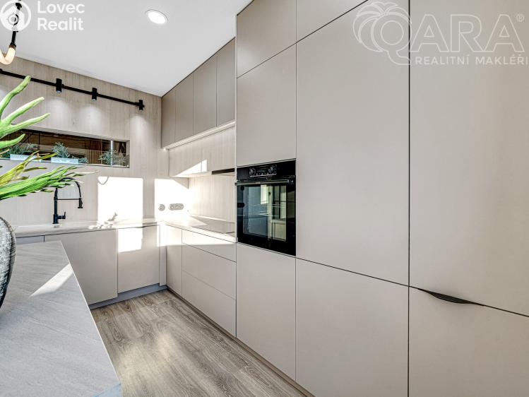 Prodej bytu 1+KK Praha, Velebného č. 5