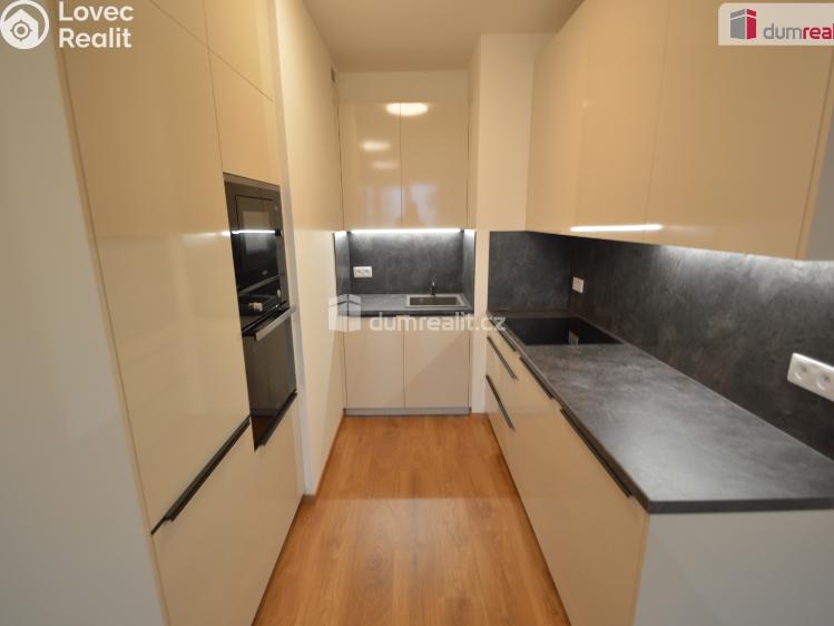 Pronájem bytu 2+KK Praha-Zličín, K metru č. 3