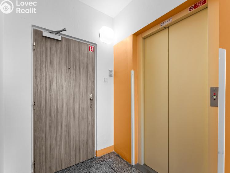 Продажа квартиры 2+KK Hradec Králové, třída Edvarda Beneše 577/86 č. 13