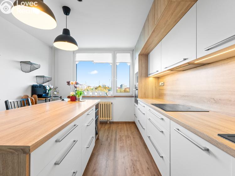 Продаж квартири 3+KK Hradec Králové, třída Edvarda Beneše 1565/2 č. 10