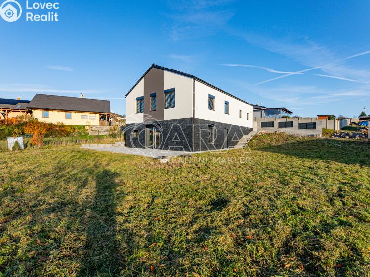 Продаж сімейного будинку Struhařov č. 1