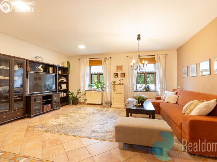 Продажа гостиницы Benešov nad Černou č. 19