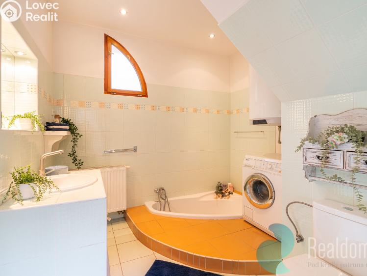 Продажа гостиницы Benešov nad Černou č. 22