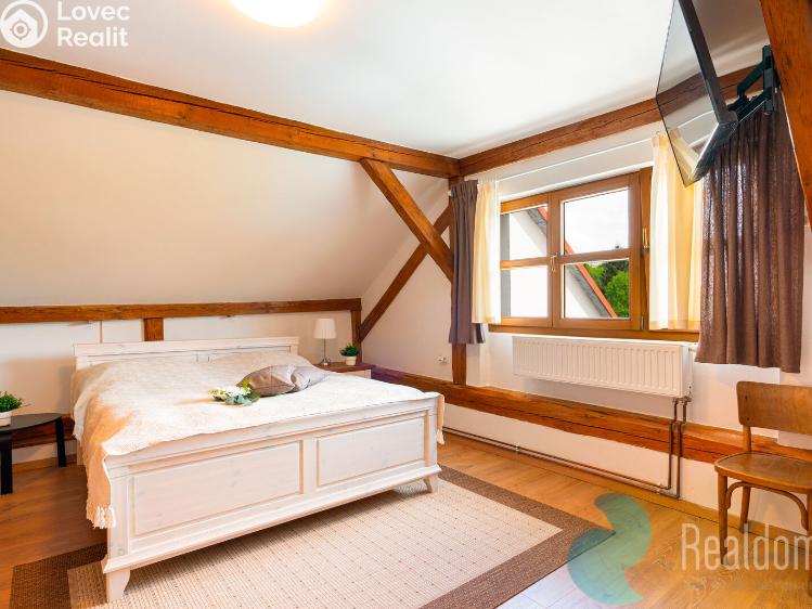 Prodej ubytovacího zařízení Benešov nad Černou č. 9