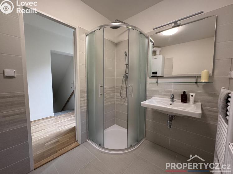 Pronájem rodinného domu Praha, Křížová 2479 č. 28