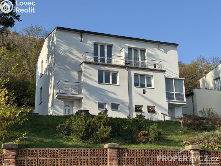 Оренда сімейного будинку Praha, Křížová 2479 č. 40