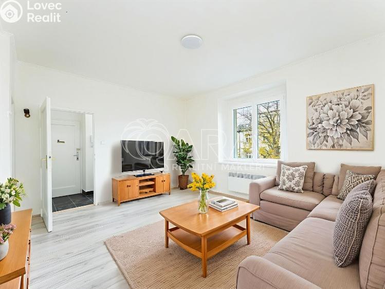 Sale apartment 2+KK Praha, Za vokovickou vozovnou 267/12 č. 3