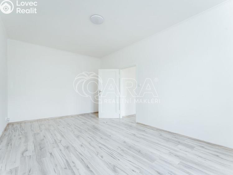 Sale apartment 2+KK Praha, Za vokovickou vozovnou 267/12 č. 4