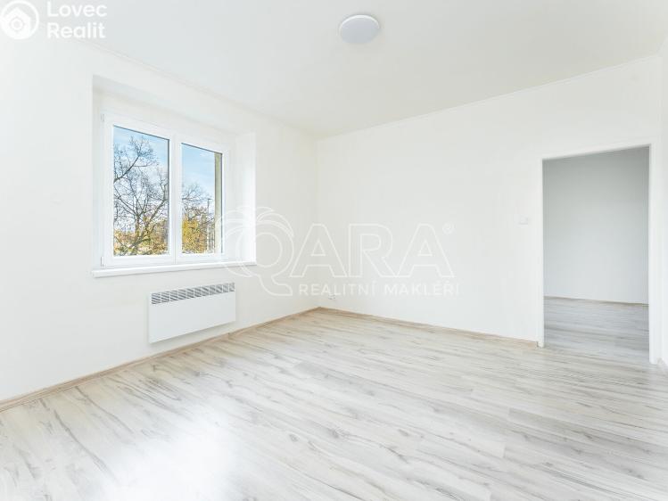 Sale apartment 2+KK Praha, Za vokovickou vozovnou 267/12 č. 13